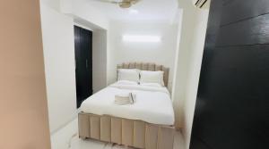Starline Apartment