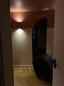 Love Room Strasbourg, Sauna, Spa, Suite Ibiza, Évasion Romantique et Sensuelle