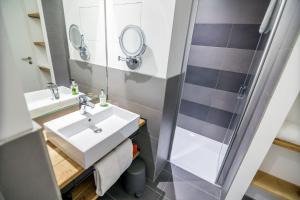 Studio with City View room in FELIX Suiten im Lebendigen Haus am Augustusplatz