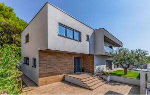 Palatium III - sea view