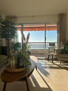 Vistas al mar y terraza Albufera