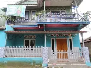 War Homestay - Taliwang