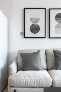 Silkhaus Vacation Homes elegant studio in the central DIFC with balcony and city views