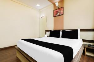 Super Hotel O Palkhi Road Near Sai Baba Temple Formerly Netra Sai