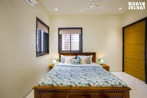 Nakeshatra Villa by VEO - Part of StayVista with Pool, Lawn, Balcony at city center in Udaipur