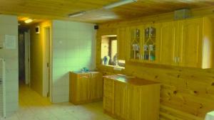 Leons farmstead in the countryside, Sauna and Jacuzzi for 16-23 people