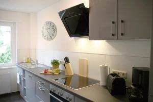 SOPHIESFERIENWOHNUNGEN Familienfreundliche 3-Zimmer Wohnungen nur 150 Meter entfernt vom Bodensee