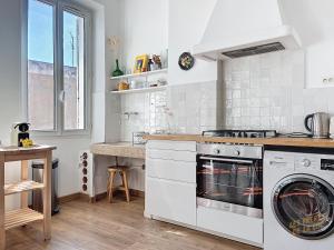 Appartement Central - Balcon & Lumineux - Les Frères de la Loc