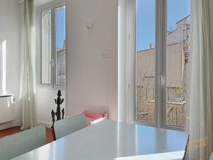 Appartement Central - Balcon & Lumineux - Les Frères de la Loc