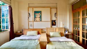 Nuannuan Mobile Youth Hostel 暖暖汽车青旅