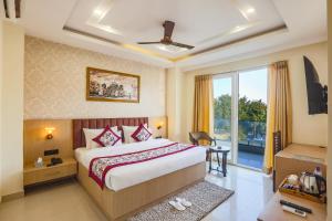 Hotel Green Lotus Luxe Near Millennium City Centre Gurugram