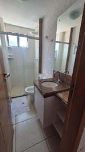 Apartamento com 1 quarto, cozinha e sala