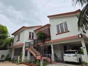 Riverside Appartment - Moka