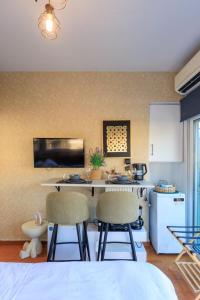 AIOLOS Rooftop suite centre GLYFADA