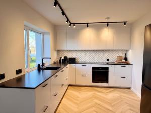 Ipu Puhkemaja - Riverside Holiday Home