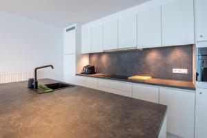 New apartment close to the beach with garage