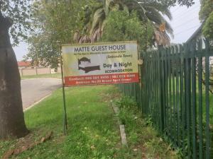 Matte guest house in Secunda