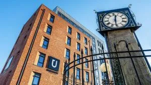 For Students Only Secure & Stylish Studios in Glasgow at Clyde Court - 拉克霍尔