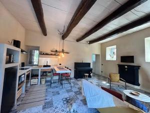 Lovely Apartment in Tapigliano, 80 m² with Terrace