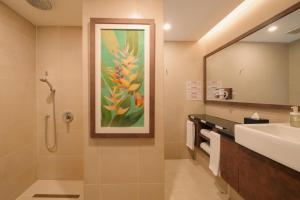 Phòng Hai Giường Đơn Ở Nghỉ Dưỡng Loại Sang Có Ban Công (Deluxe Staycation Twin Room With Balcony)