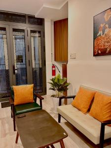 Saigon Holiday House