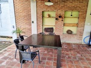 Casa con quincho y pileta