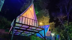 Woods inn munnar - Devikolam