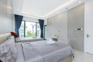 Villa B2-34 Long Cung - 8 phòng ngủ - 100m tới biển