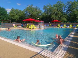 Campings Camping la Plage Lot Vallee de la Dordogne Rocamadour : photos des chambres