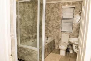 The Views - Oceanview Haven in Langebaan - 3 Levels of Luxury