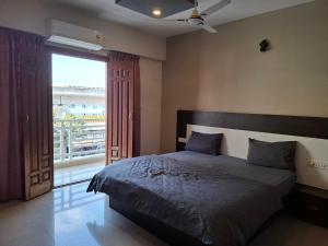 Oakhaven Apartments near Mico Layout