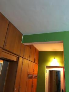 Amazistay offers a smart apartment with private hot jacuzzi