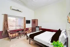 Super Collection O Race Course Dehradun - Rāipur