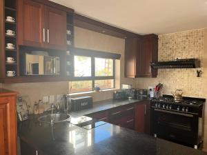 Whispering Waves - Serene Langebaan Getaway with Breathtaking Views