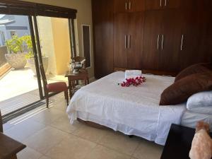 Whispering Waves - Serene Langebaan Getaway with Breathtaking Views