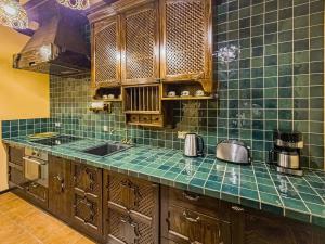 1000 and 1 night in Prague city center