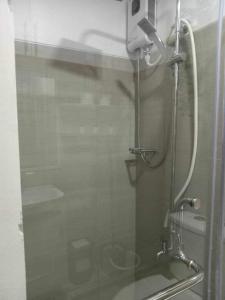 Shore residence Tower D moa ecom view cozy bedroom