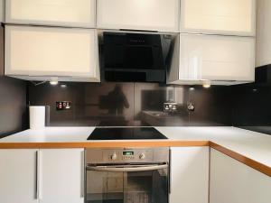 Charming 3-Bedroom, Bow, London