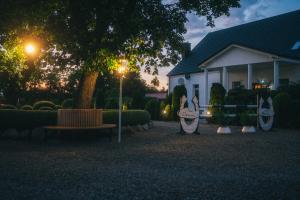 Pod Dębami Domki ,Pokoje,Nauka jazdy konnej Sarbsk obok Łeby