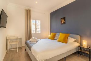 Hellenica - Proximité gare