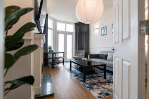 Pass the Keys Stunning Sea Front Retreat With Patio Margate