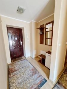 Cozy open space home near Old city center of Timisoara with private parking space