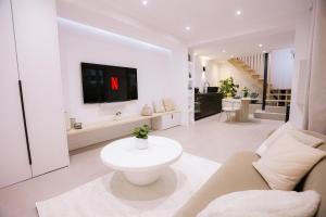 Sauna - Massage - Double Shower - Luxe in Romans