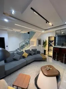 Beach Cove Luxury Apartment - Igboshere