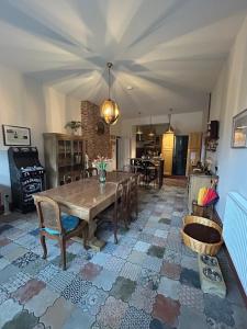 Delightful House in the Heart of the Matlocks!