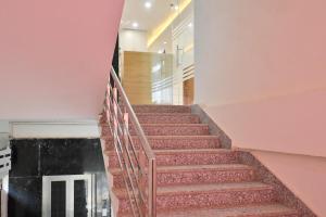 Yashobhoomi Inn - 500 mtr from Yashobhoomi Dwarka Gate no 6