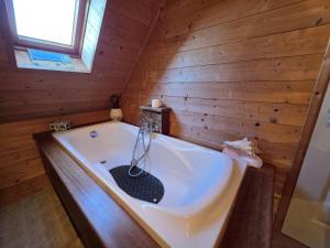 Maisons de vacances Maison vue mer incroyable 180 degres , acces direct plage et GR34 : photos des chambres
