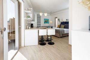 Harbour Hill Suites