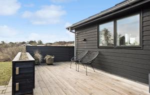 3 Bedroom Amazing Home In Hjørring