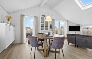 3 Bedroom Amazing Home In Hjørring